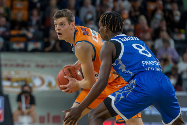 队却让罗马 队却让罗马